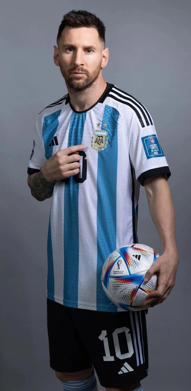 LPL战队时隔1087天再次在世界赛上战胜T1战队
